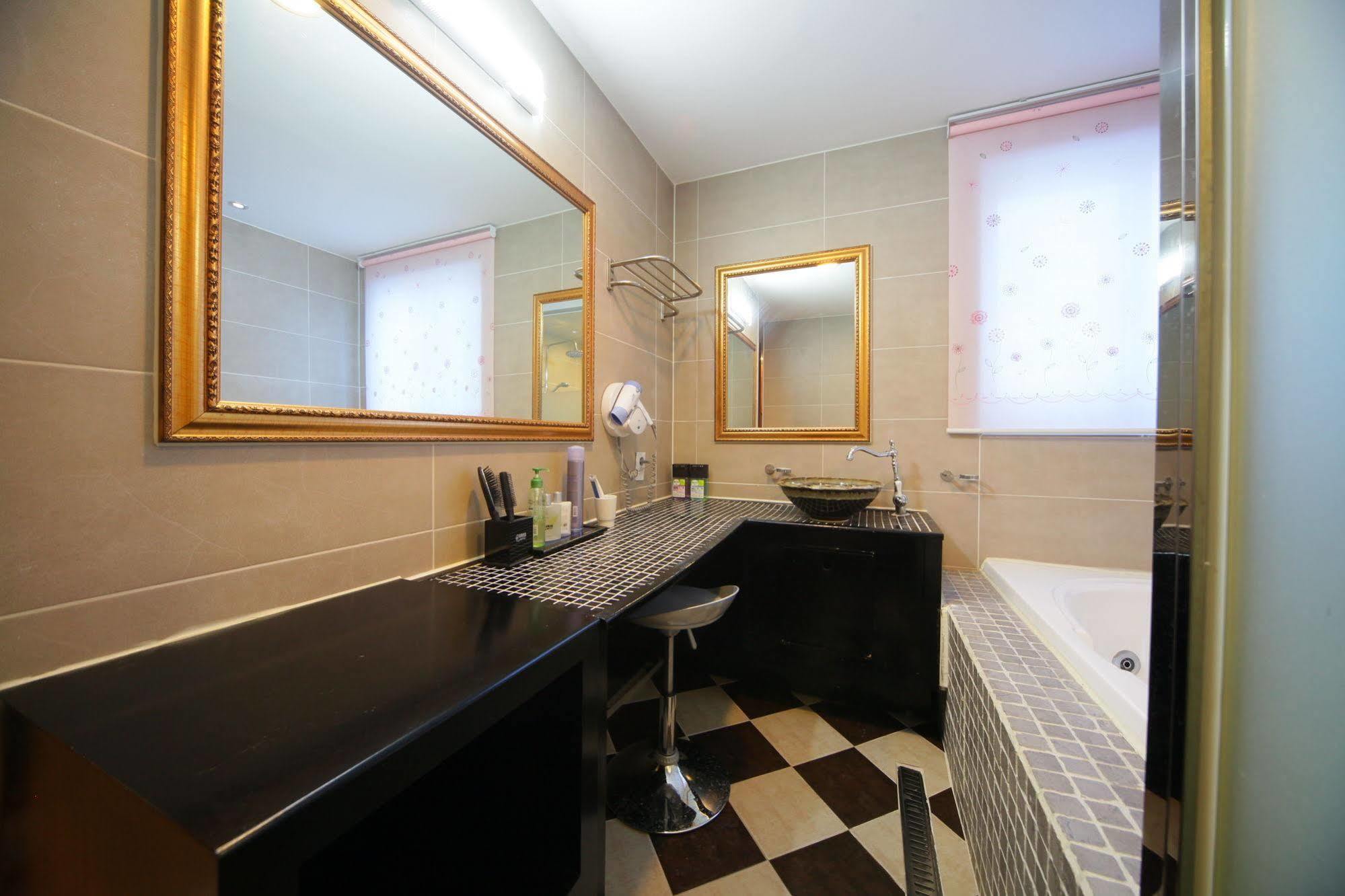 Iris Motel Puszan Kültér fotó